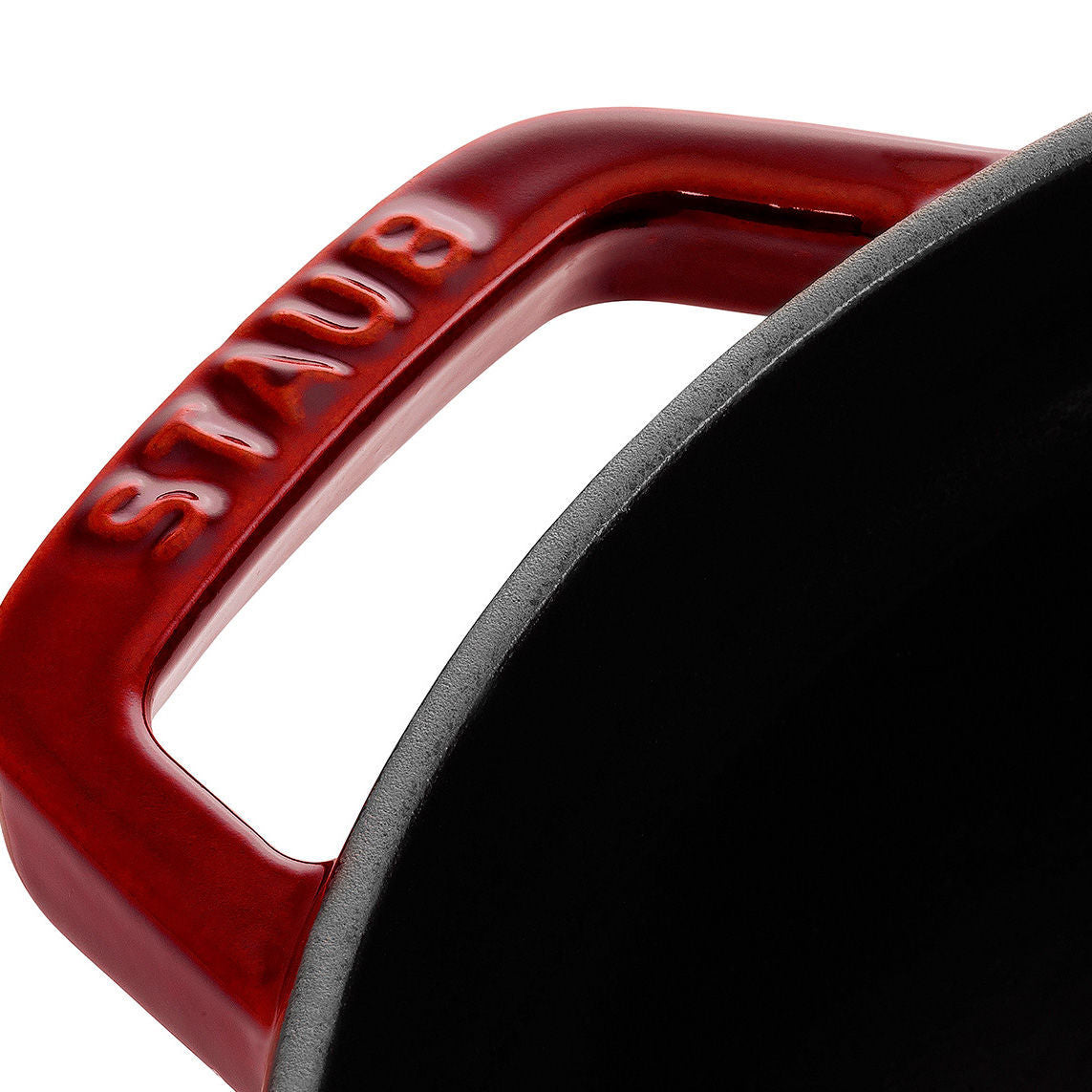 STAUB La Cocotte 5.25 L Cast Iron Round Cocotte, Grenadine-Red