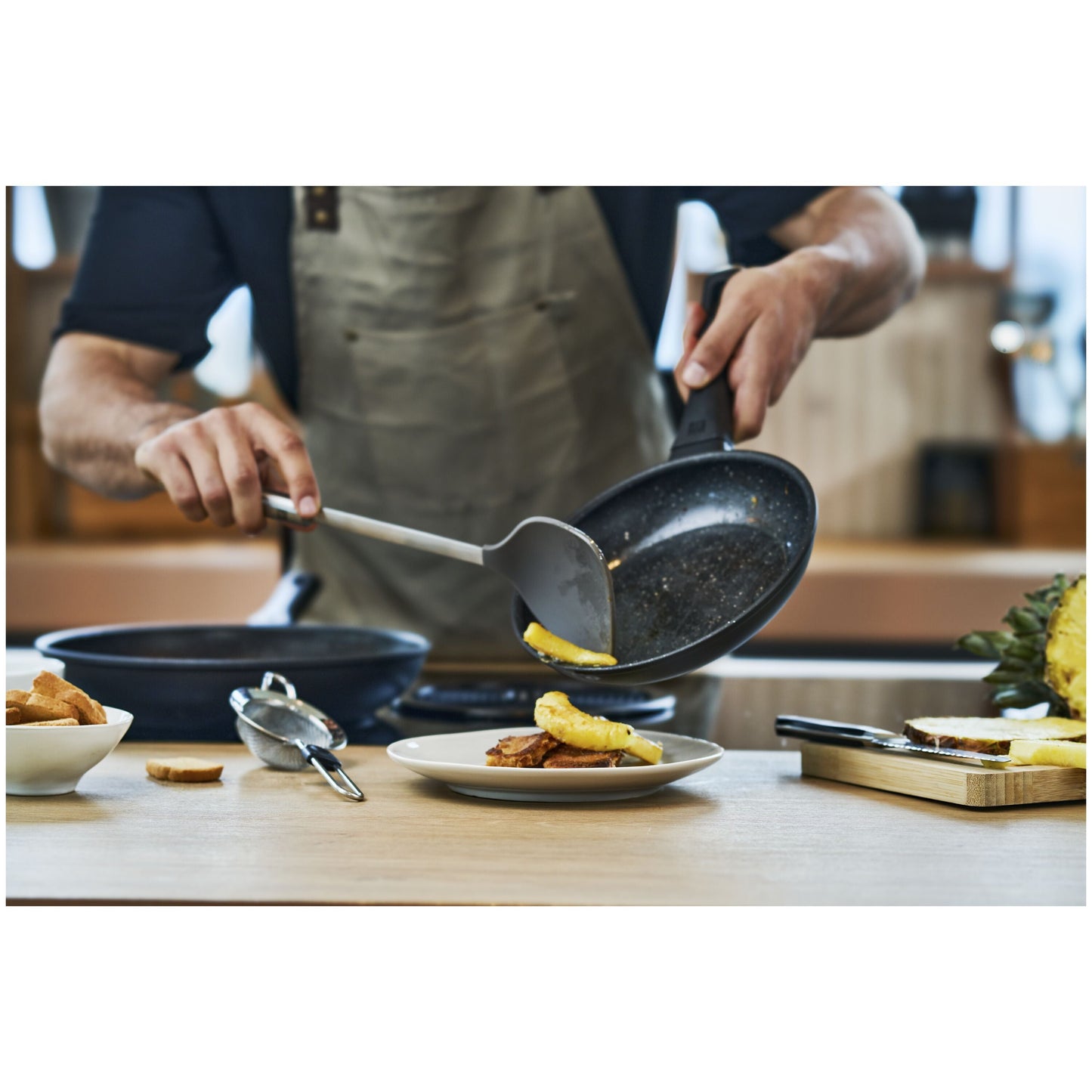 ZWILLING Pro 37 cm Silicone Turner, Silver