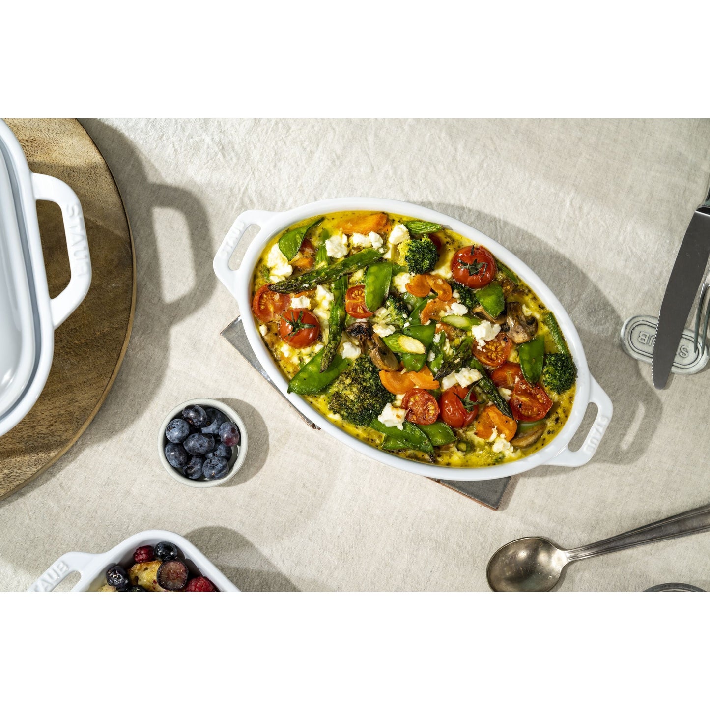 STAUB Ceramique 1 L Ceramic Oval Baking Dish, White