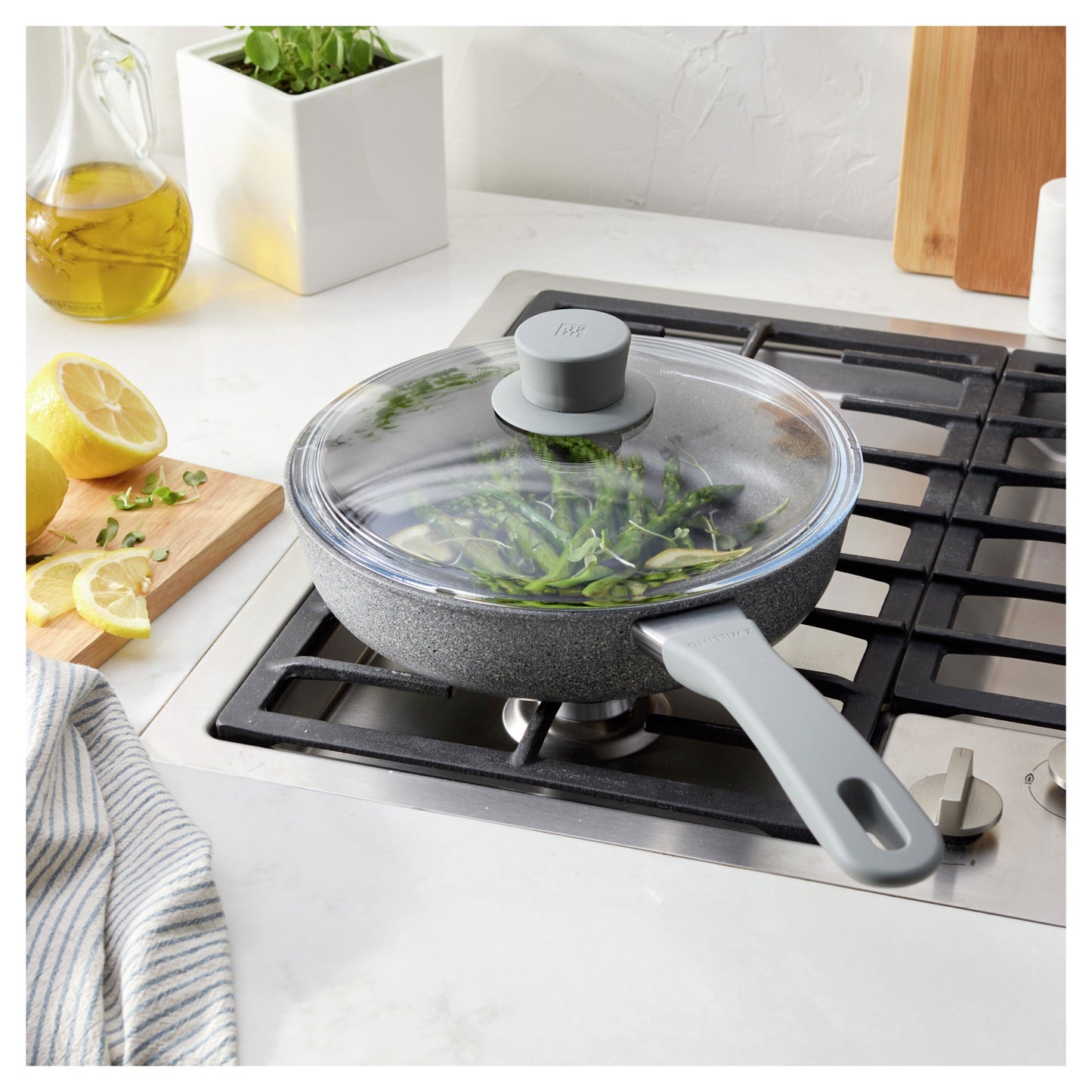 ZWILLING Parma Plus 24 cm Aluminum Saute Pan With Lid
