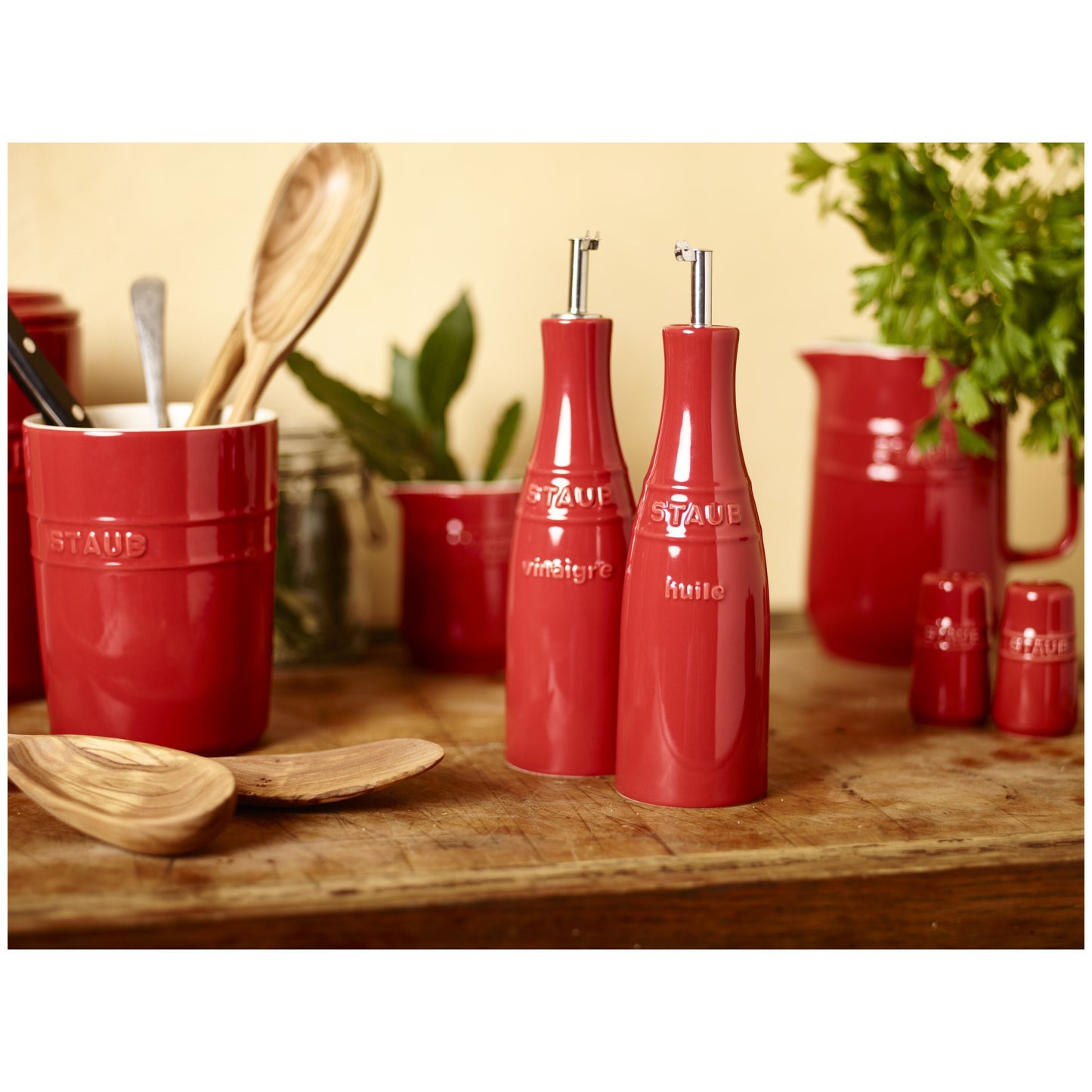 STAUB Ceramique 250 ML / 2 Piece Ceramic Oil and Vinegar Set, Cherry
