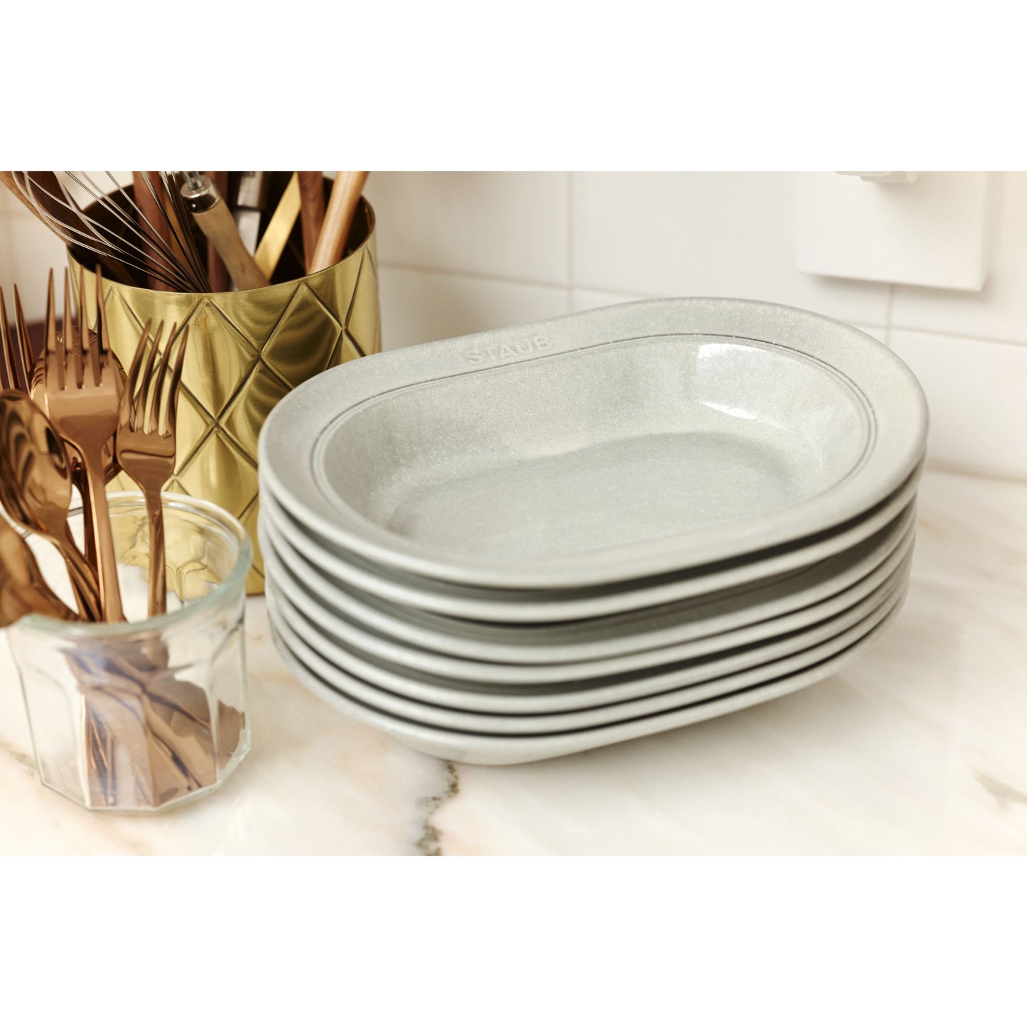 STAUB Dining Line 25 Cm Ceramic Oval Serving Dish, White Truffle