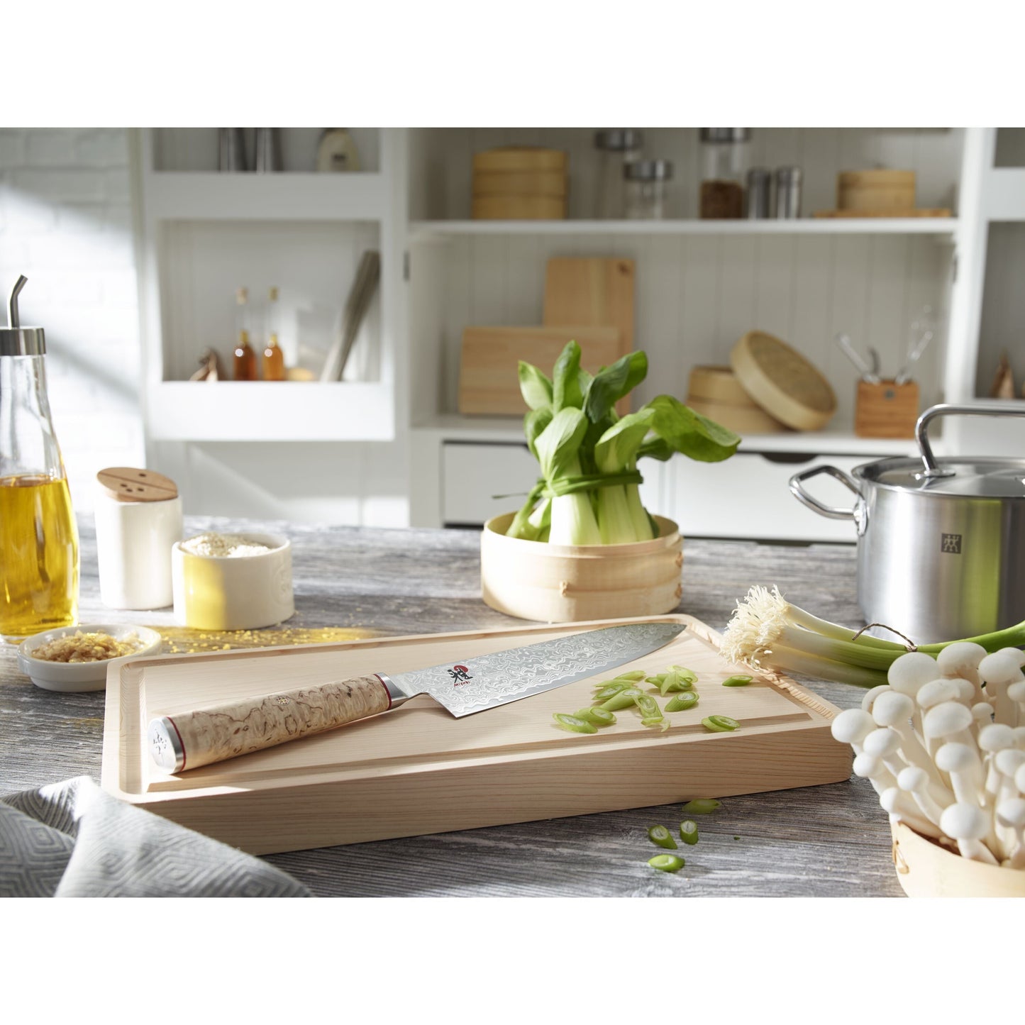 MIYABI 5000 MCD 5.5 Inch Shotoh, Brown