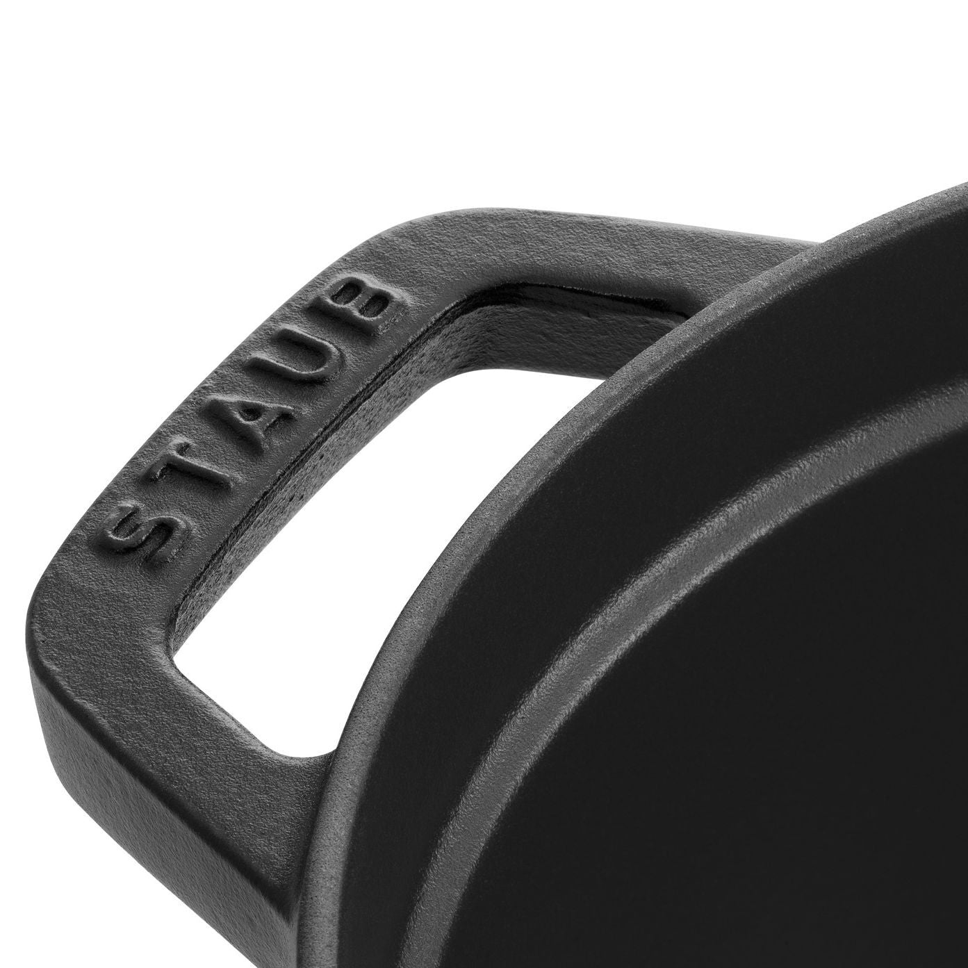 STAUB La Cocotte 6.75 L Cast Iron Oval Cocotte, Black