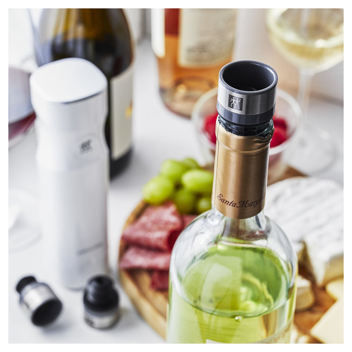 ZWILLING Fresh & Save Vacuum Wine Sealer