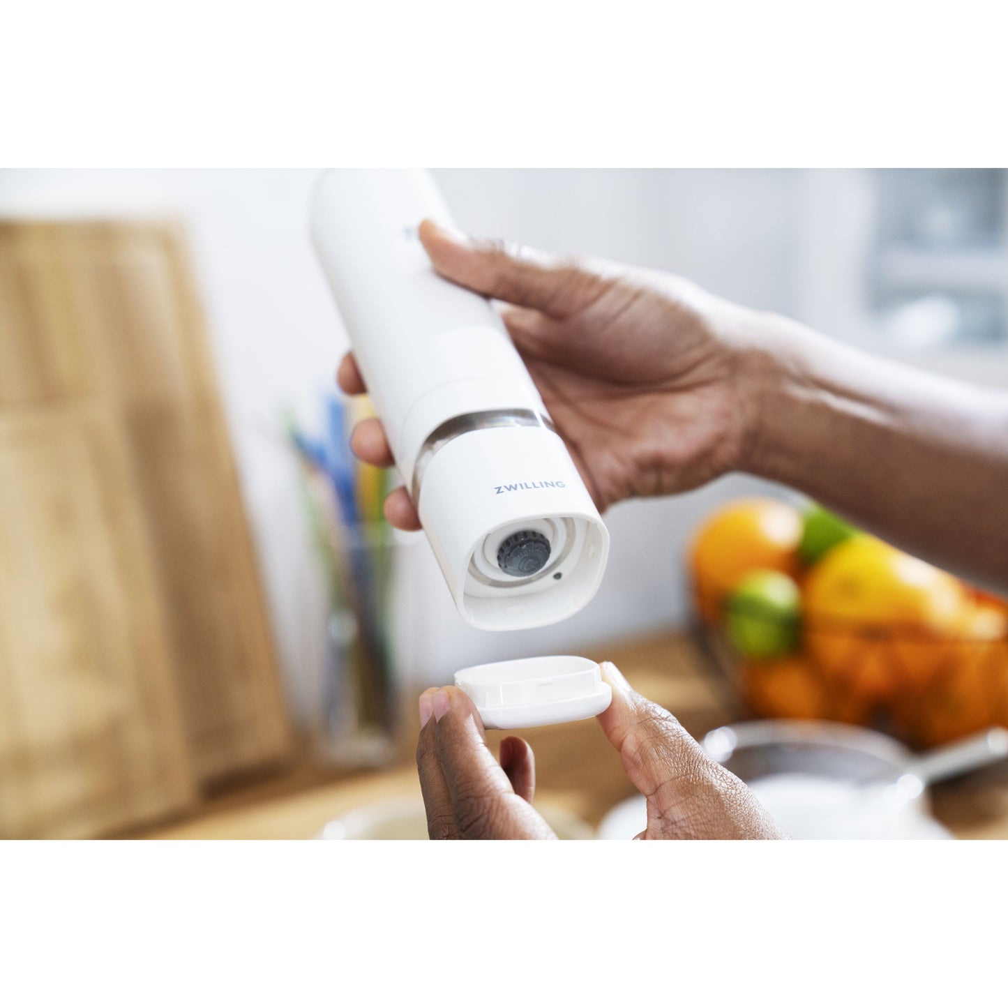 ZWILLING Enfinigy Electric Salt and Pepper Mill, White