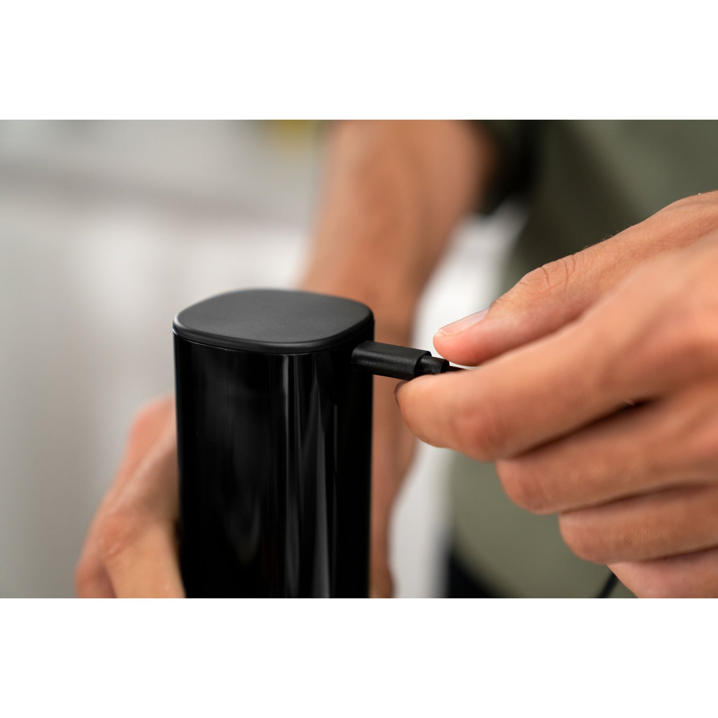 ZWILLING Enfinigy Electric Salt and Pepper Mill, Black