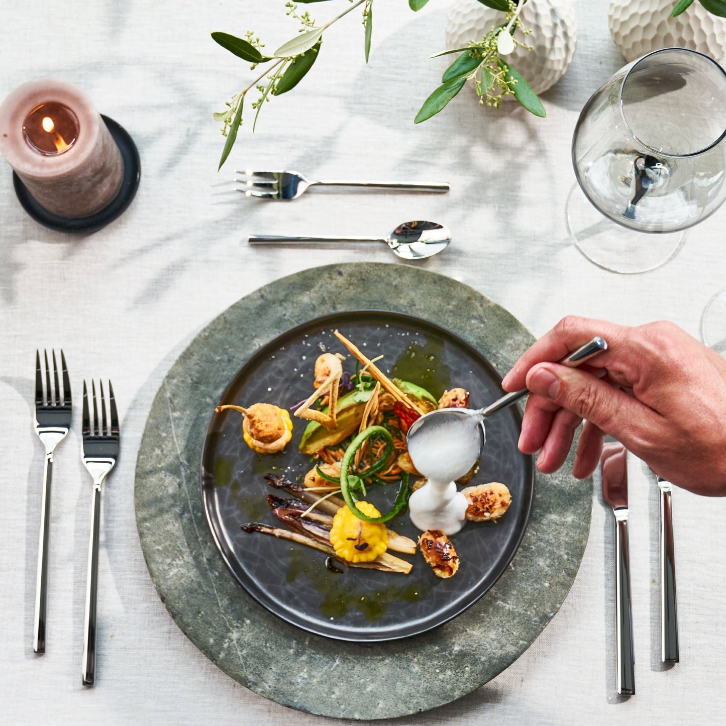 ZWILLING Aberdeen 20 Piece Flatware Set Polished