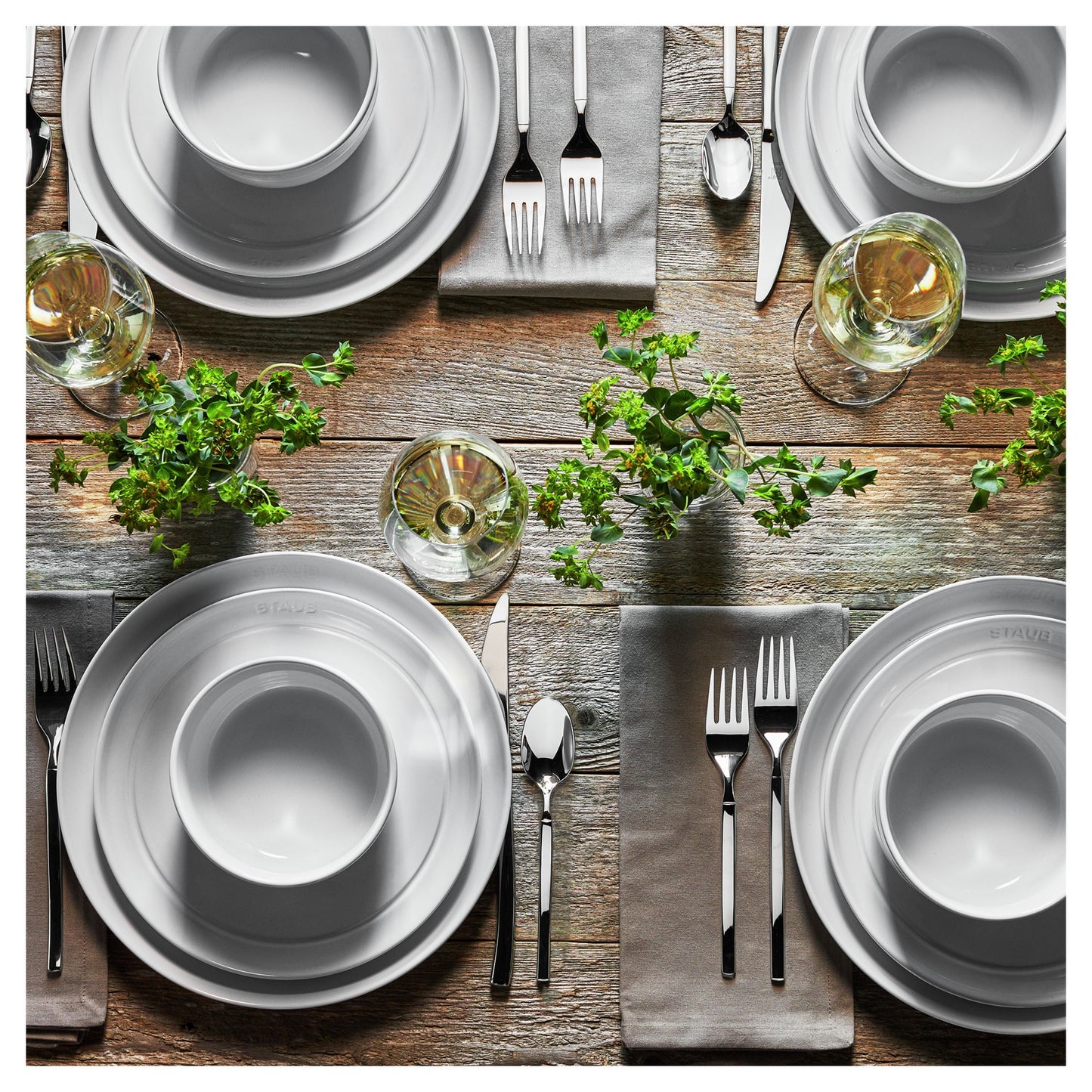 STAUB Dining Line Dinnerware Set 12 Piece