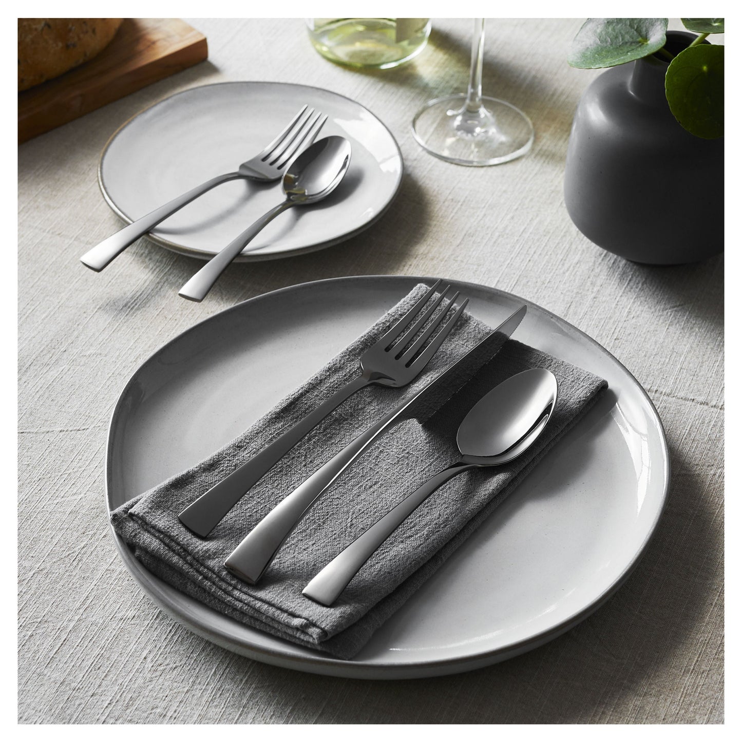 ZWILLING Bellasera Slate 20 Piece Flatware Set Slate Polished, Slate