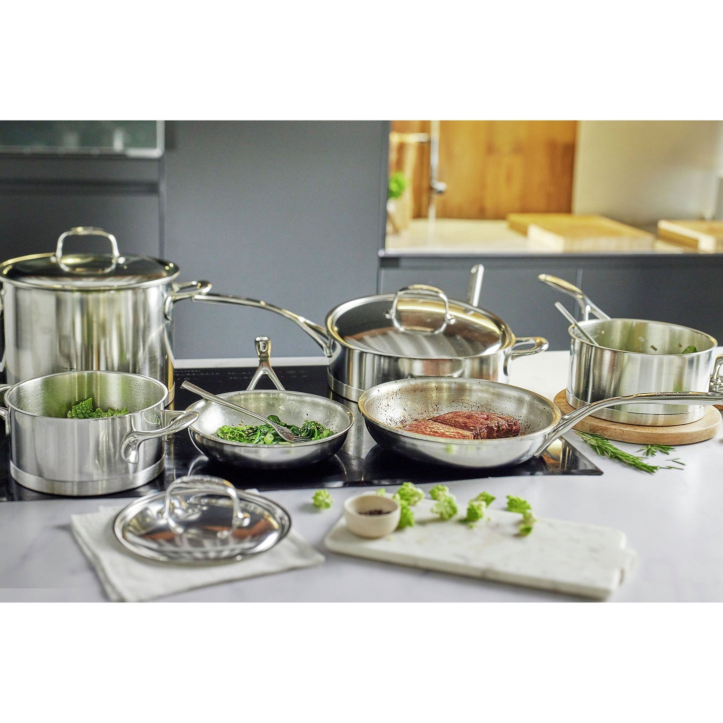 DEMEYERE Atlantis 7 9 Piece 18/10 Stainless Steel Cookware Set