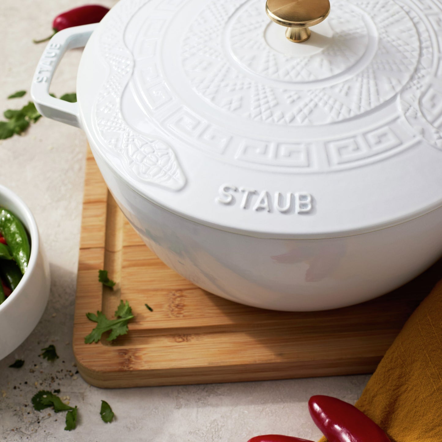 STAUB La Cocotte 4.8 L Cast Iron Round Essential French Oven With Snake Lid, Pure-White