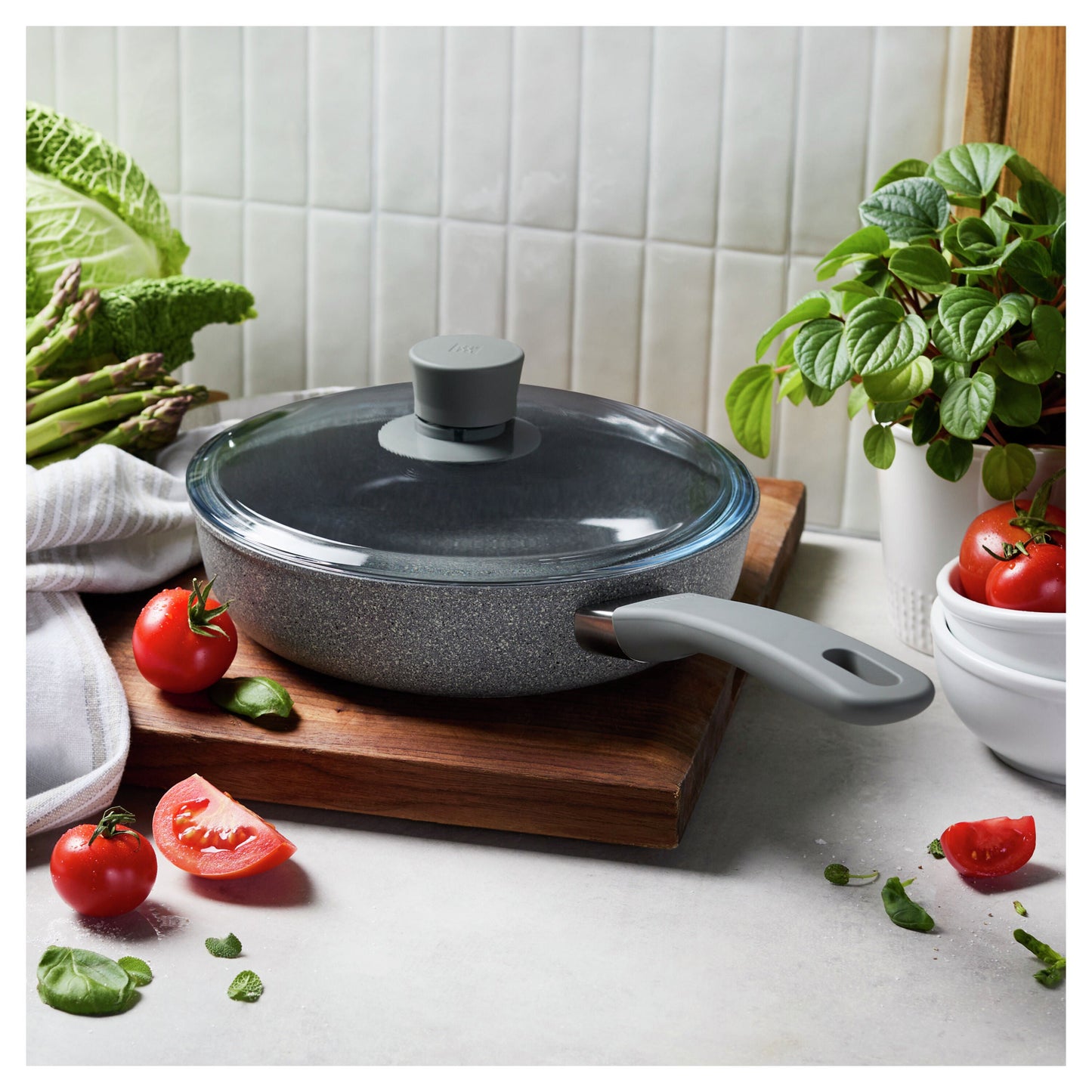 ZWILLING Parma Plus Ceramic 24 cm Aluminum Saute Pan With Lid